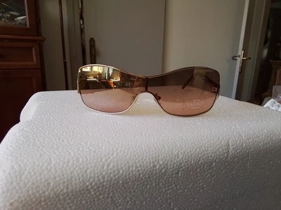lunette de soleil femme profilee escada vintage en metal verre beige neuve - Photo 1/4