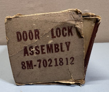 Nos 1949 Mercury Rh Door Lock Latch Assembly Fomoco 8m-7021812 Nos 1949 Mercury Rh Door Lock Latch Assembly Fomoco 8m-7021812