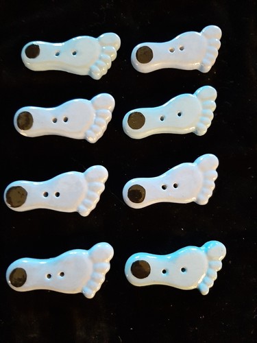 Vintage Ceramic Buttons - Baby Blue Feet X 8 - 2" - Picture 2 of 3