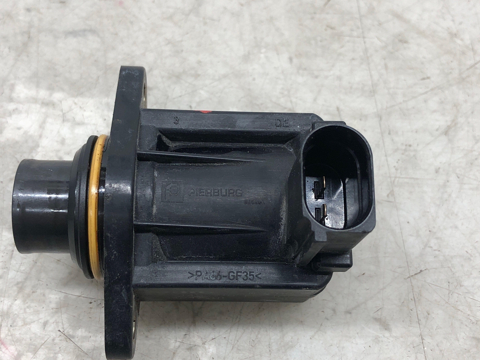 2016-2020 BENTLEY BENTAYGA (B) ENGINE TURBOCHARGER DIVERTER VALVE 03C145710E
