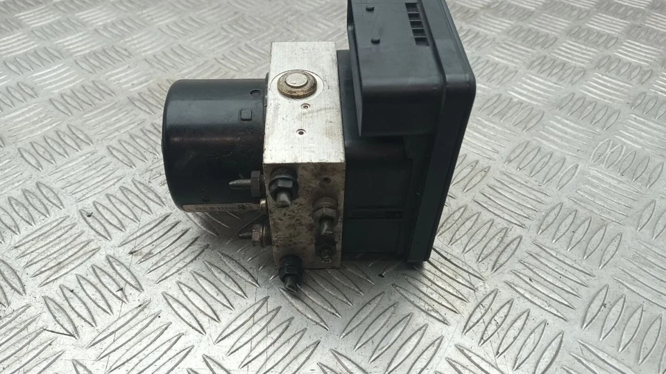 Насос ABS BMW 325CI SE AUTO 6759047 - Изображение 2 из 4