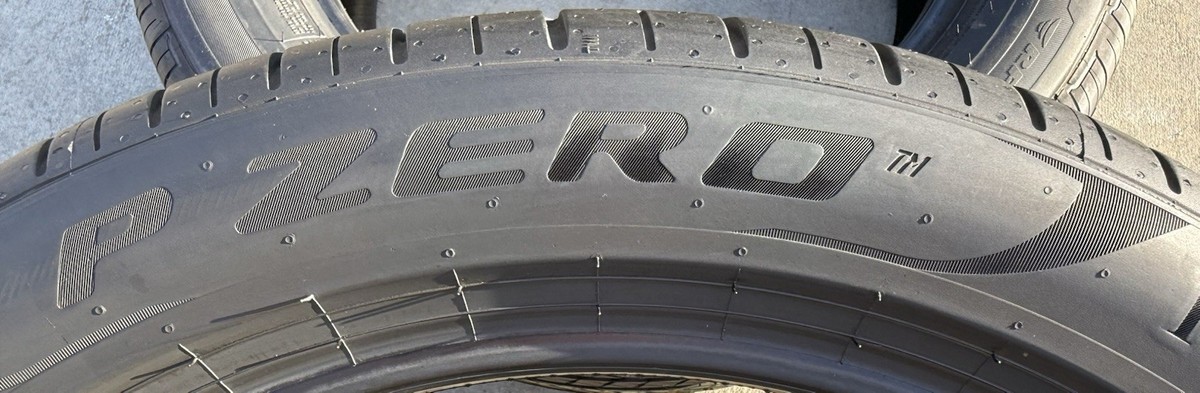 ONE BRAND NEW 255/45R20 105Y Pirelli P Zero PZ4 Luxury Noise