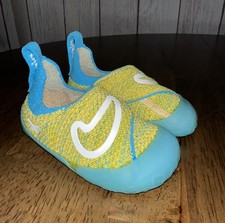 Nike Swoosh 1 TD Infant Flyknit Shoes Team Gold Sail Blue Sz 7C FB3244-700 NWOB