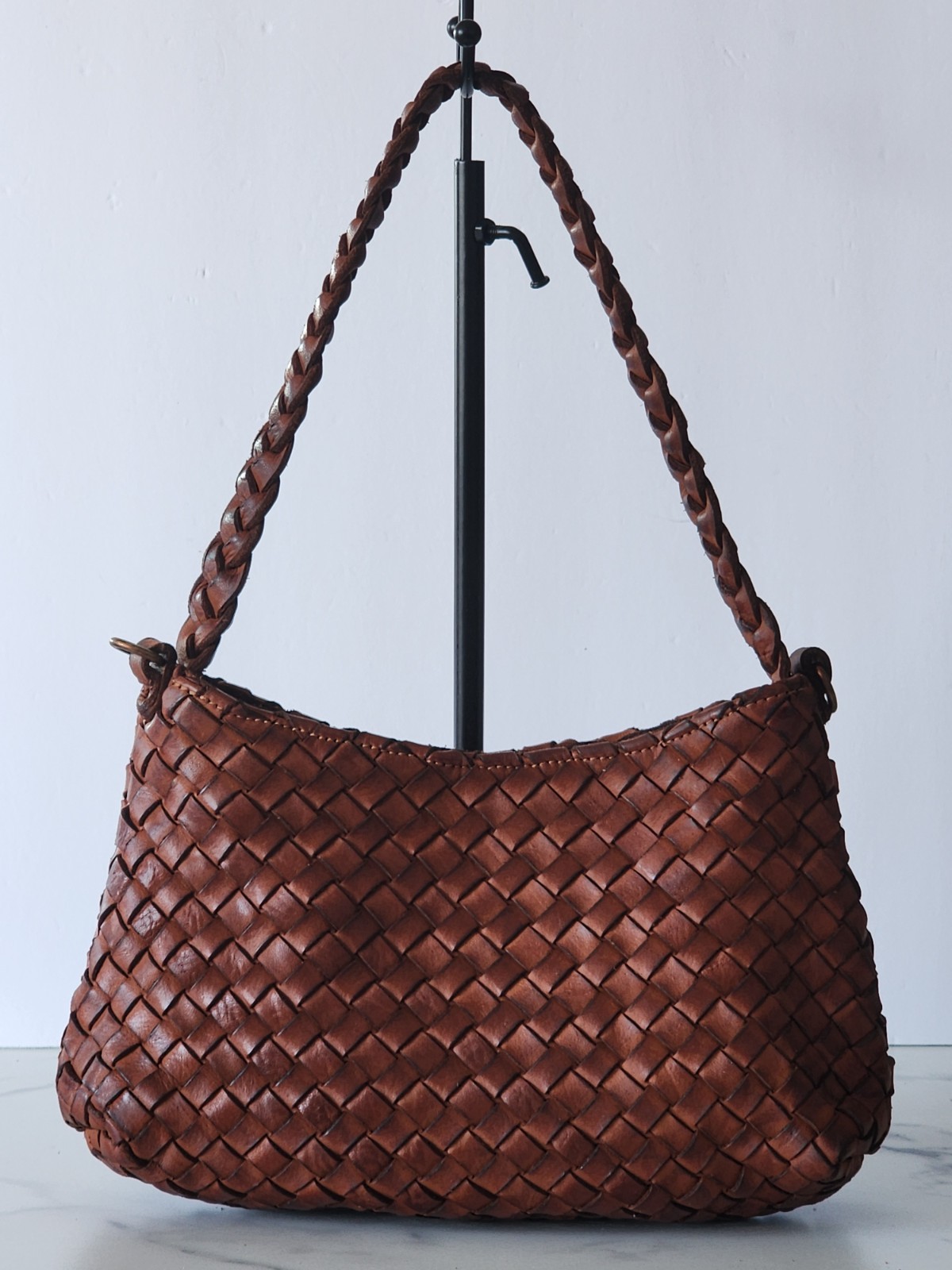 NEW Bottega Veneta Style Vintage Dyed Woven Shoulder Bag. Made In Italy.