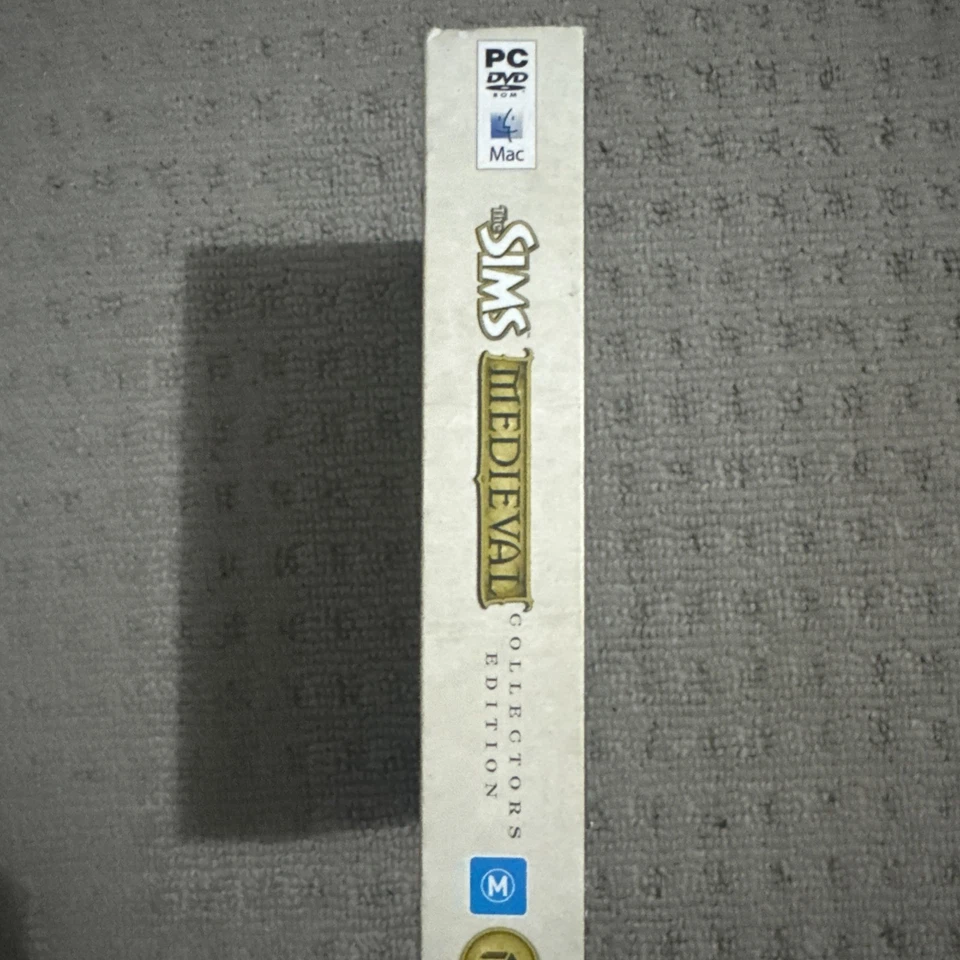 The Sims Medieval Collectors Edition / Complete - Image 3 of 4