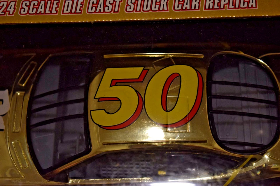 Ford Racing Champions 1999 50 aniversario Mark Green Dr.Pepper #50 escala 1:24 Foto 4 de 4