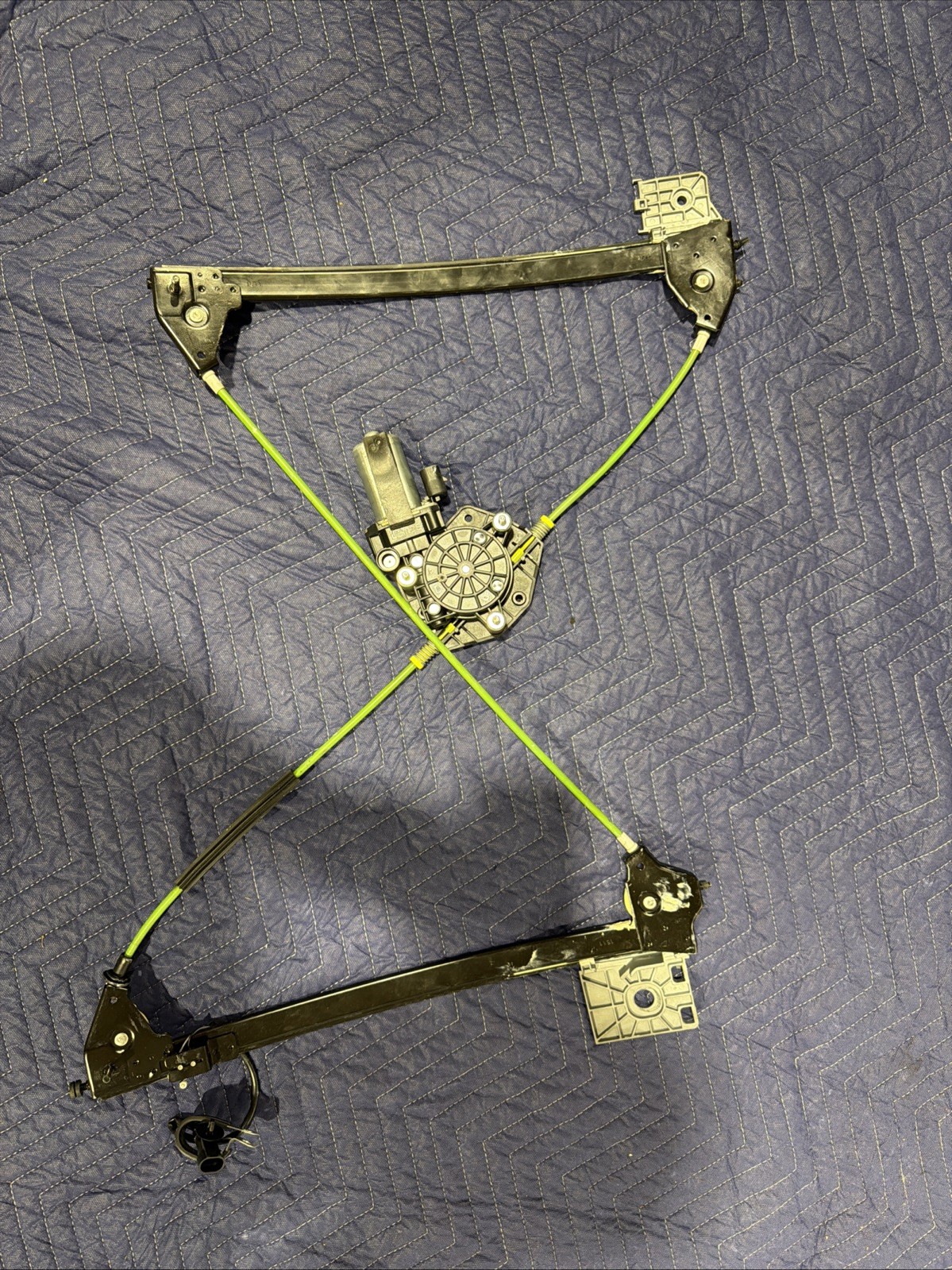2009 - 2018 FERRARI CALIFORNIA T LEFT SIDE DOOR WINDOW REGULATOR W/ MOTOR OEM