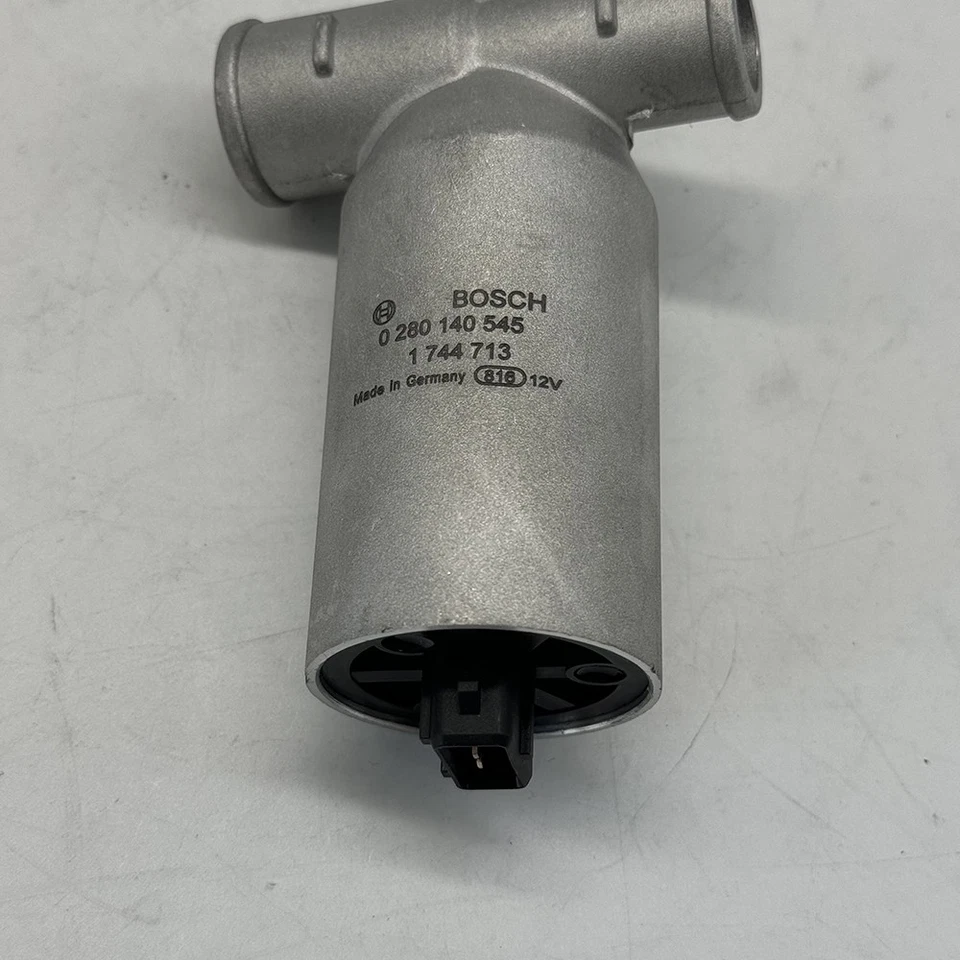 Válvula de control de aire de ralentí compatible con BMW Z3 528i 325Ci 525iT M3 330xi 525i Z4 13411744713 Foto 4 de 4