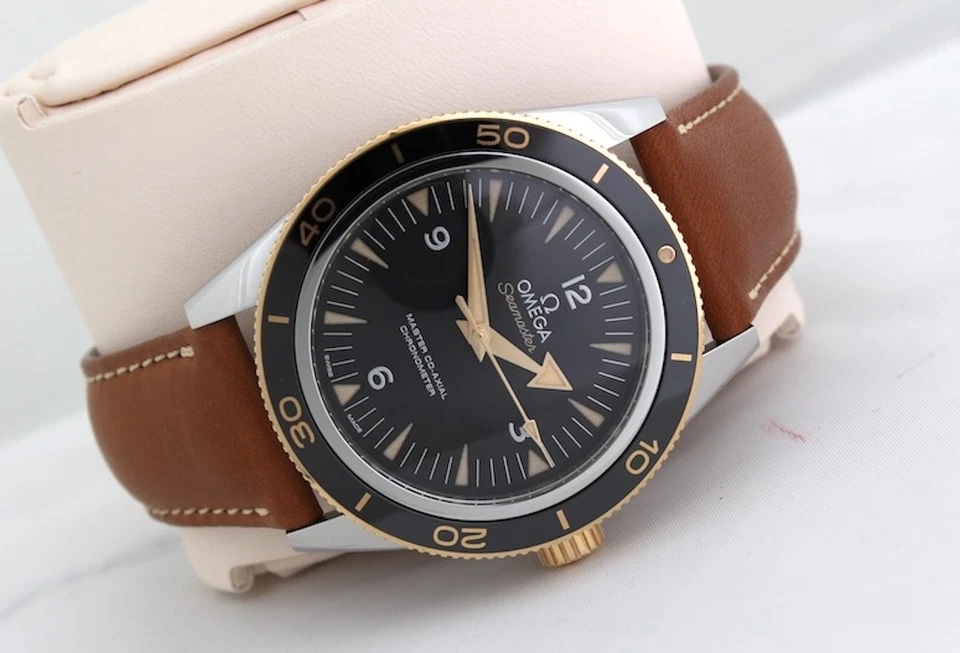 OMEGA Seamaster Men's Black Watch - 233.22.41.21.01.001, photo 1 of 5