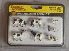 HO scale Woodland Scenics, HOLSTEIN COWS Figurine  Set A1863
