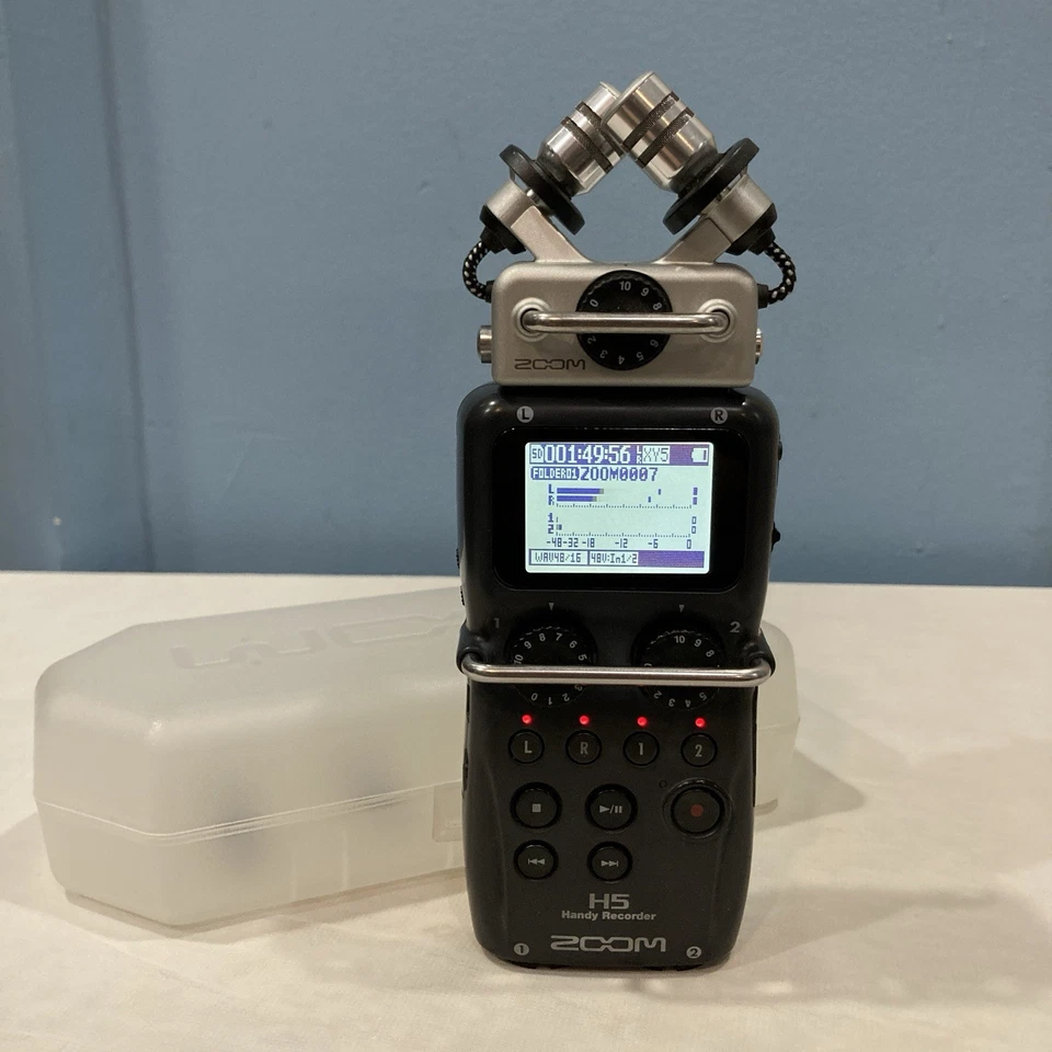 Zoom H5 tragbarer 4-Spur Digital Field Recorder mit Koffer - getestet