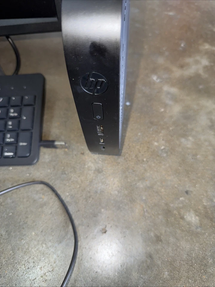 Acer LCD Monitor With Keyboard And Mouse And Hp Router - Image 3 of 4