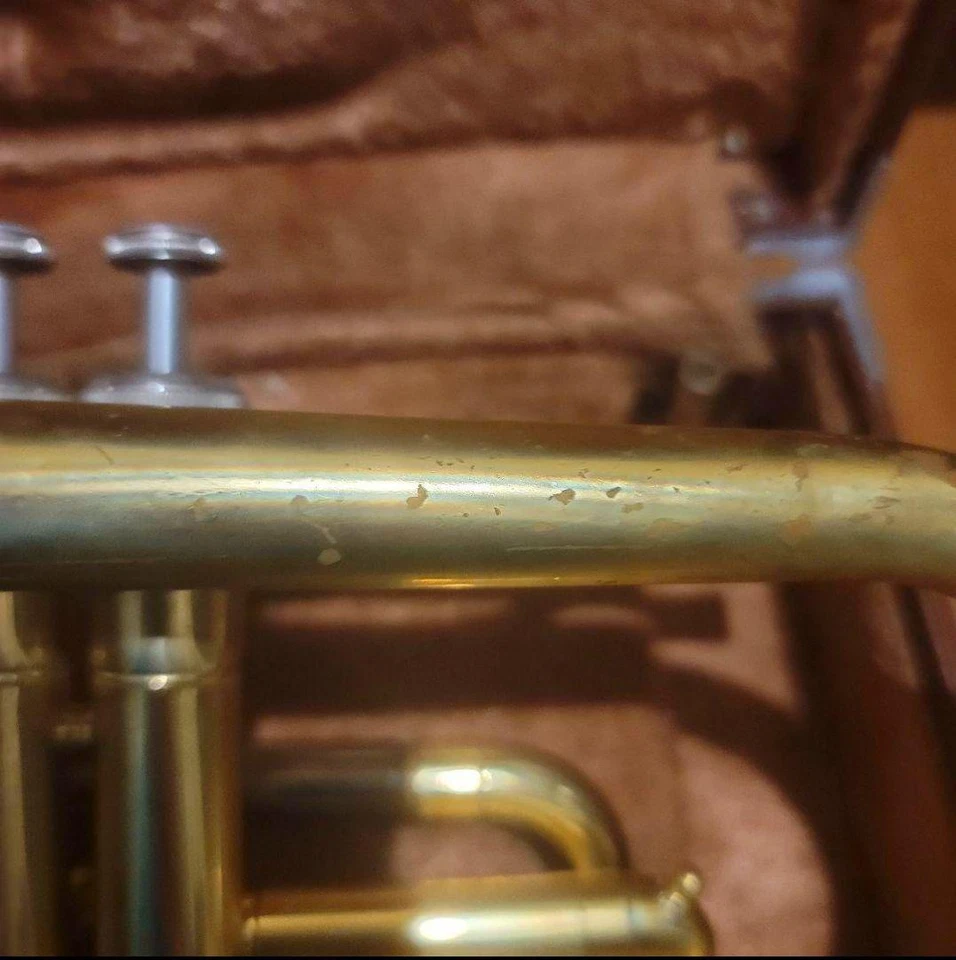 YAMAHA YCR-2330 Cornet Gold Used with Hard Case Mouthpiece - Image 4 of 4