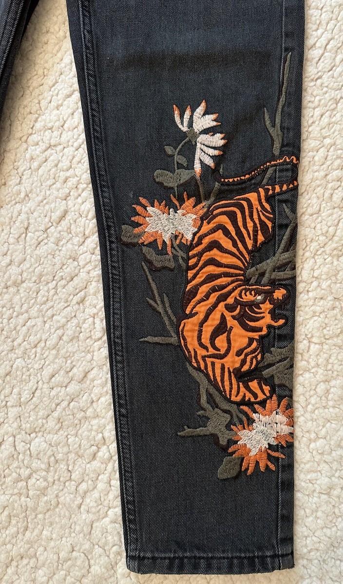 Topshop Women's Moto Mom Jeans Tiger Flower Embroidered Topshop Women's Moto Mom Jeans Tiger Flower Embroidered