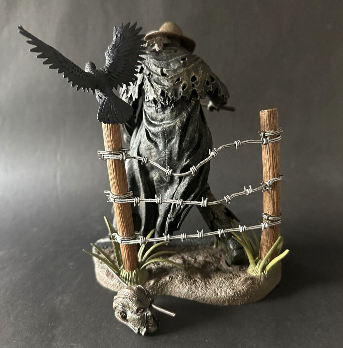 SOTA Toys Jeepers Creepers 2: The Creeper 17.6 in Action Figure