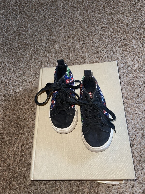 Marvel Ground Up Toddler Black Red Lace Up High Top Sneakers Hero Avengers Sz 9