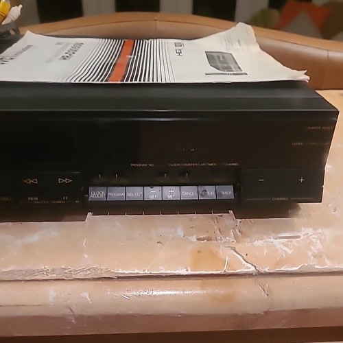 JVC VCR Model HR-D3050U Video Cassette Recorder w/ Manual & Cables Tested - Picture 9 of 9