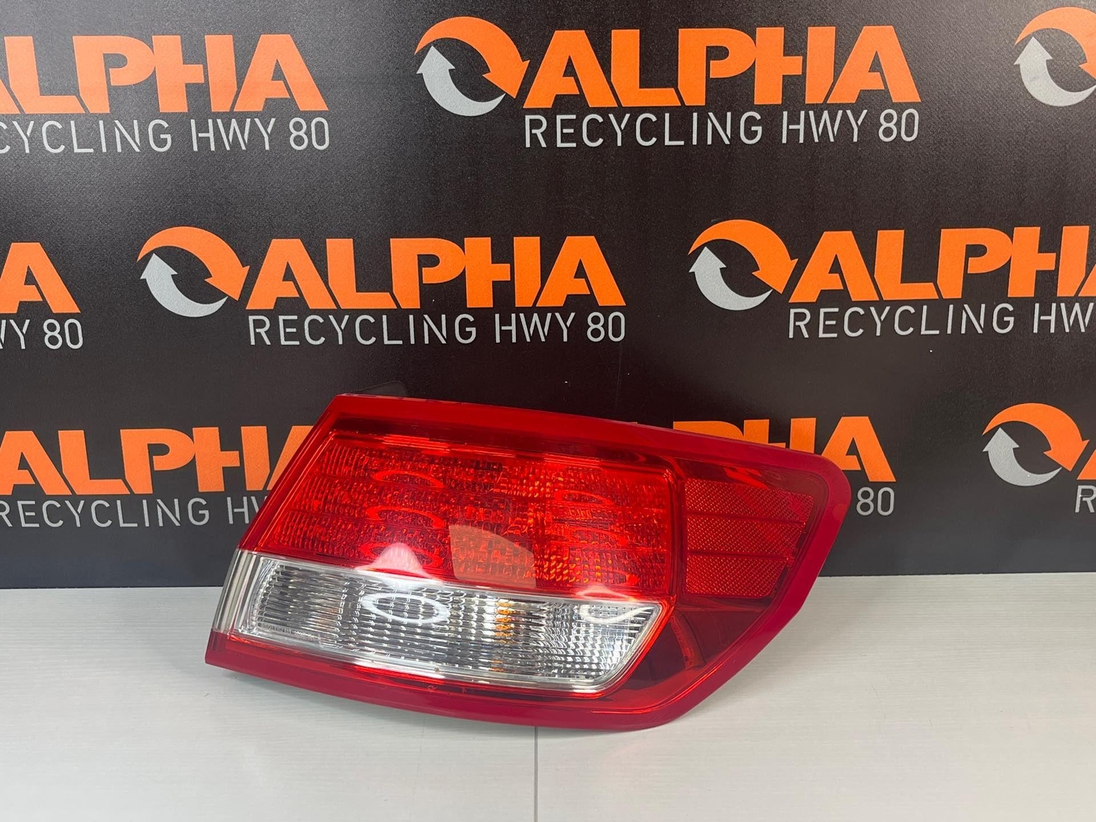 12 LINCOLN MKZ Tail Light Assembly Right Rh Quarter Tail Light