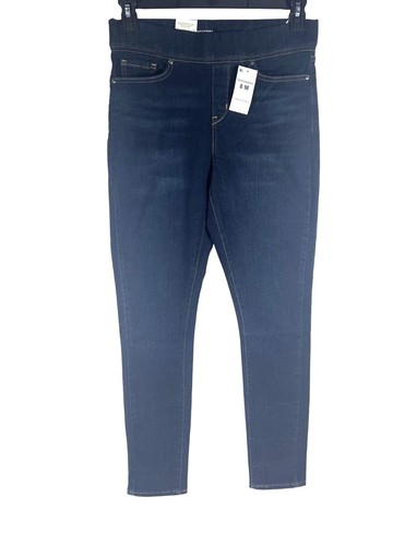 Levi's Signature Jeans Women's 8 DarK Wash Blue Totally Shaping Skinny Pull-On