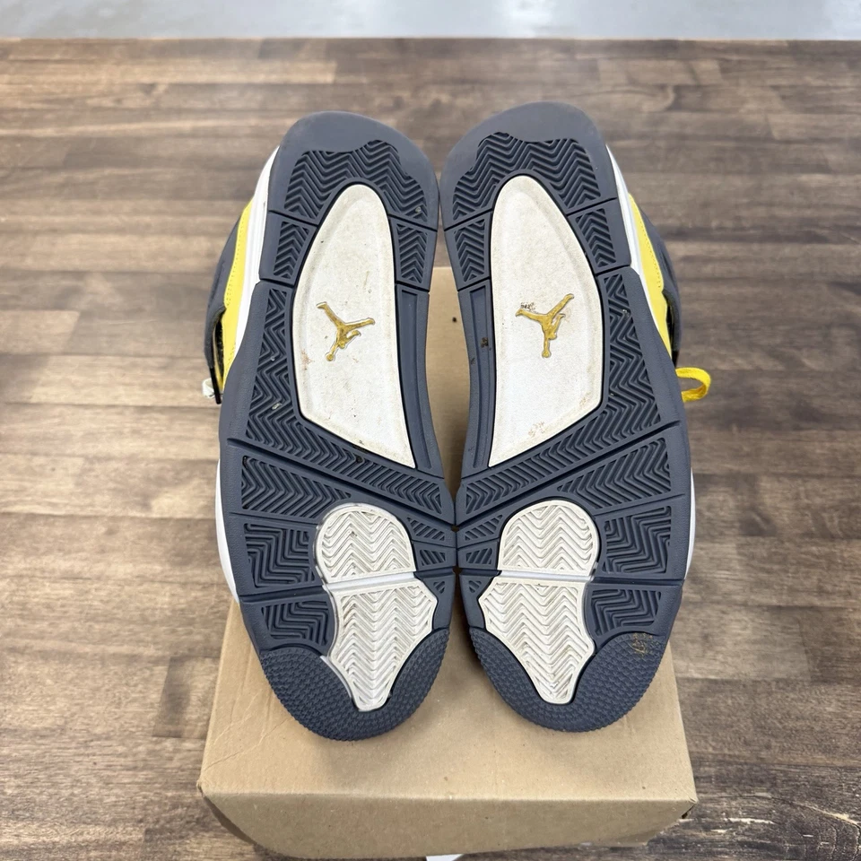 Talla 10 - Jordan 4 Retro Mid Lightning (USADO, sin caja) Foto 3 de 4
