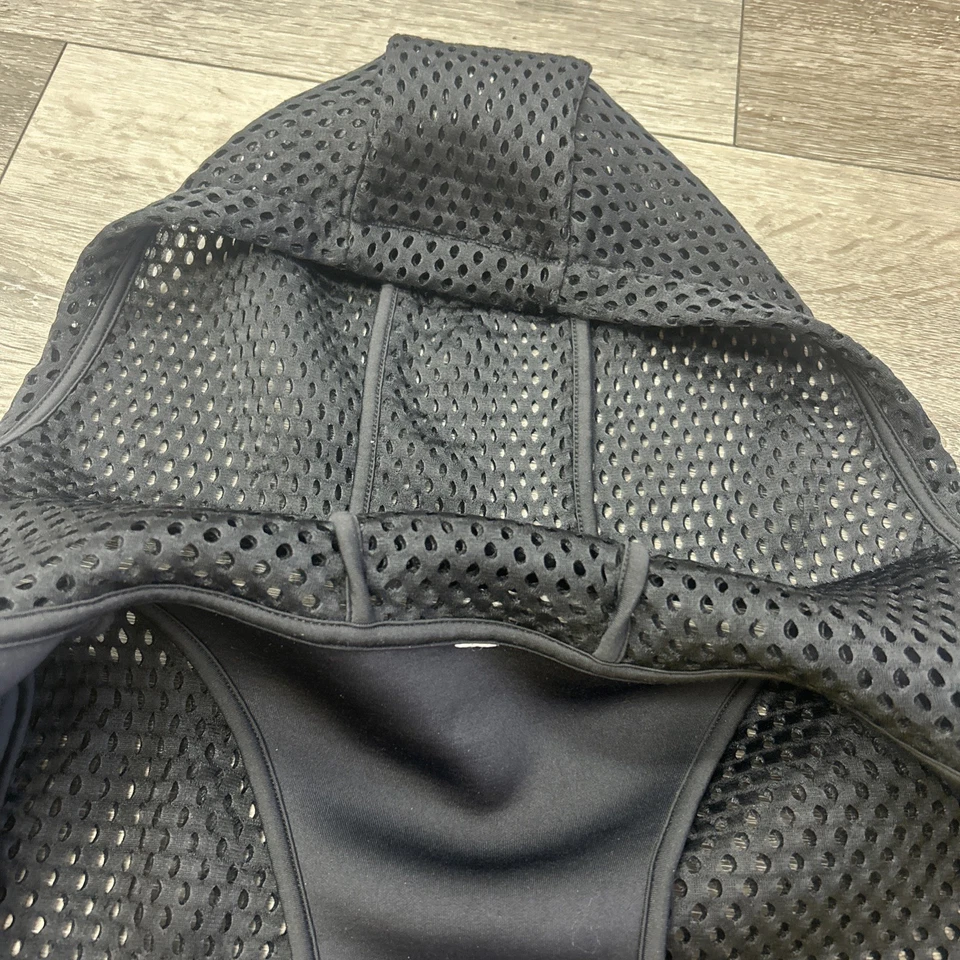 Chaqueta Alo Negra Talla M. Cremallera Con Capucha Polar Entrenamiento Buceo Atlético Foto 3 de 4