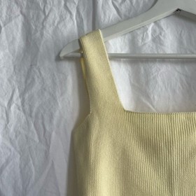 Yellow the label Nuon Light yellow Ribbed Crop Top Size Small NEW