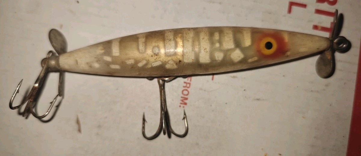Heddon Dying Flutter トップウォーター ルアー 【公式通販】