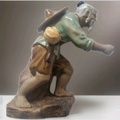 Keramikfigur - japanischer Angler, Handarbeit / handcrafted unikat