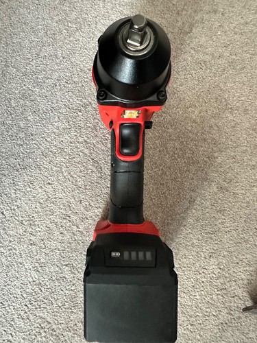 Snap on CT9010W1 3/8 cordless impact gun - Picture 9 of 9