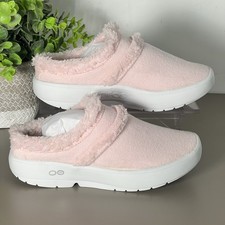 Oofos OOcoozie Slippers Comfort Fleece Recovery Pink Slip On Women  s Size 5