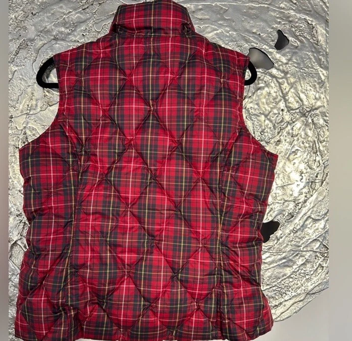 Classic Preppy Land End woman’s Red Plaid Quilted Down Puffer Vest Lightweight M - Image 3 of 4