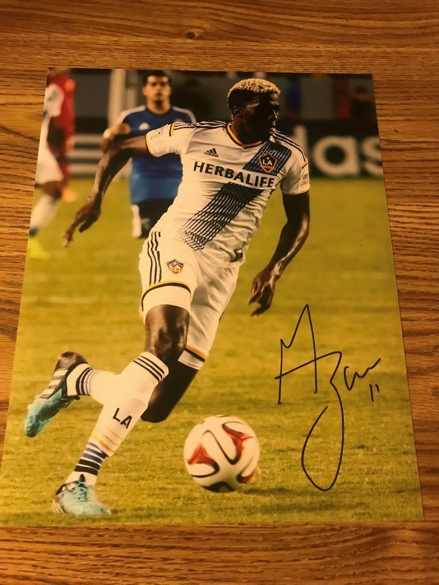 Gyasi Zardes Usmnt Gyasi Zardes Autographed 11x14 Photo USMNT LA