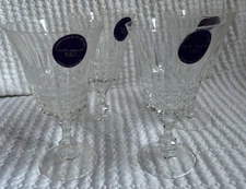 W.M. DALTON 24% French Lead Crystal Wine Glasses  Set of 4. Used. No Box