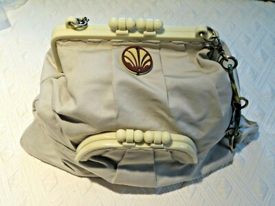 【hoss intropia】ビーズ付きベルベットバッグ HOSS INTROPIA Beige Fabric Cream Acrylic Frame Shoulder Bag