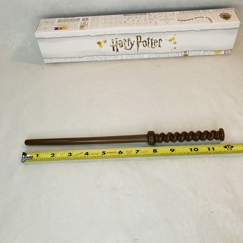 Varita WB Harry Potter Arthur Weasley 12" Mundo Mágico Cos-Play utilería de exhibición - Imagen 7 de 9