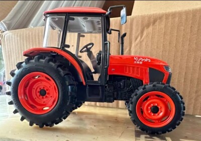 604-012 クボタ 1/24 トラクター Tractor model Buy RARE 1/24 Kubota 954 tractor model