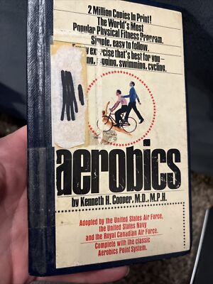 AEROBICS ~ Kenneth H. Cooper Bantam Econo Clad Library Edition