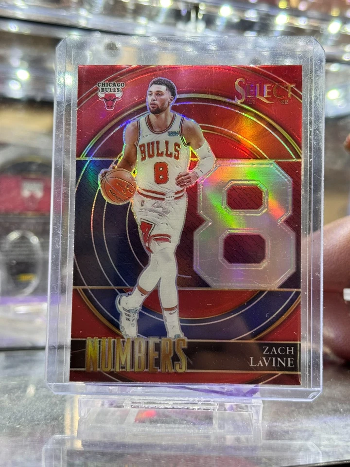 2021-22 Panini Select #39 Zach LaVine Select Numbers Red Prizm - Image 3 of 4