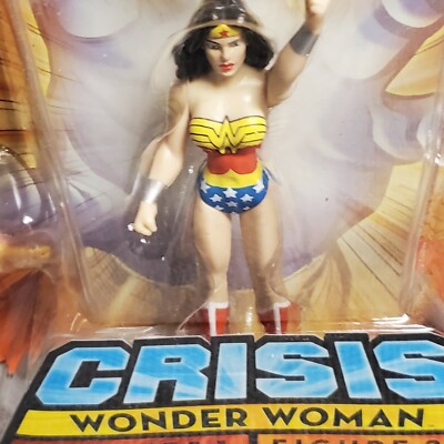Dc Universe Crisis Wonder Woman Series Figure 27 Action Figure