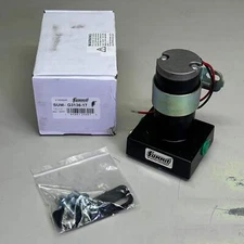 SUMMIT Racing Electric Fuel Pumps Electric Eternal 16 PSI 12V SUM-G3136-17