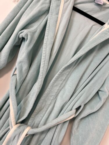 Bath & Body Works ~ LIGHT BLUE ~ Short Terrycloth ~ Hooded Bath Robe ~ Size P/M - Picture 3 of 5