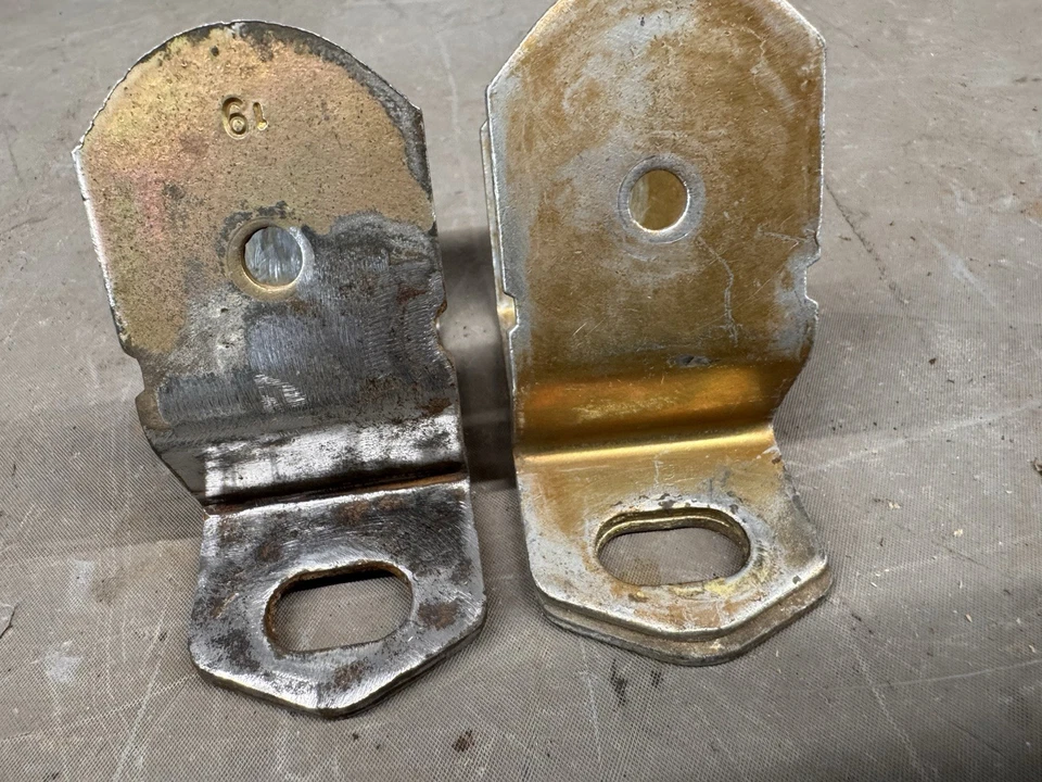 1973-1975 Chevy Blazer Pickup Truck Seat Belt Retractor Bracket GMC Jimmy Sierra - Image 2 of 4