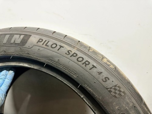 275,40,19 Michelin Pilot Sport 4 S X1 TYRE 105Y Extra Load GOOD TREAD 275,40,19 - Picture 4 of 5