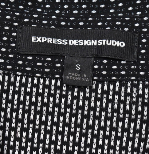 Blusa Y2K Express Design Studio Abotonada Negra Negocios Oscura Victoriana SM DE COLECCIÓN - Imagen 4 de 5