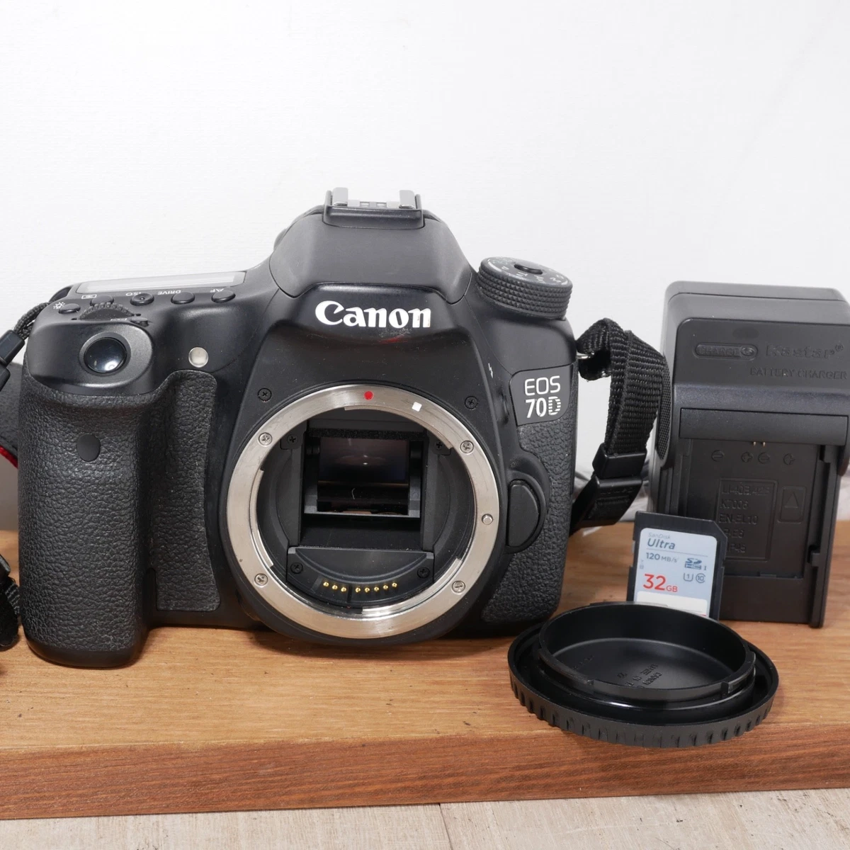 Canon EOS 70D Digital Cameras with Interchangeable Lenses for Sale