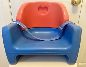 1990 Fisher Price Grow With Me Booster Seat Red / Blue Plastic Vintage Booster