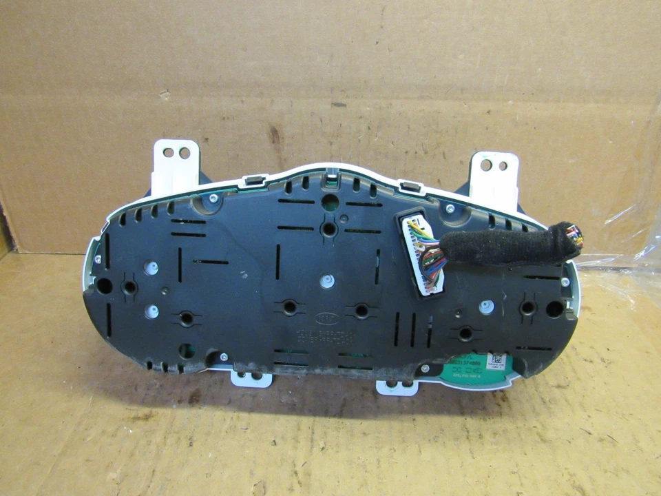 Kia Soul 2012 2013 cabezal de instrumento velocímetro medidor panel OEM 119924 millas Foto 2 de 4