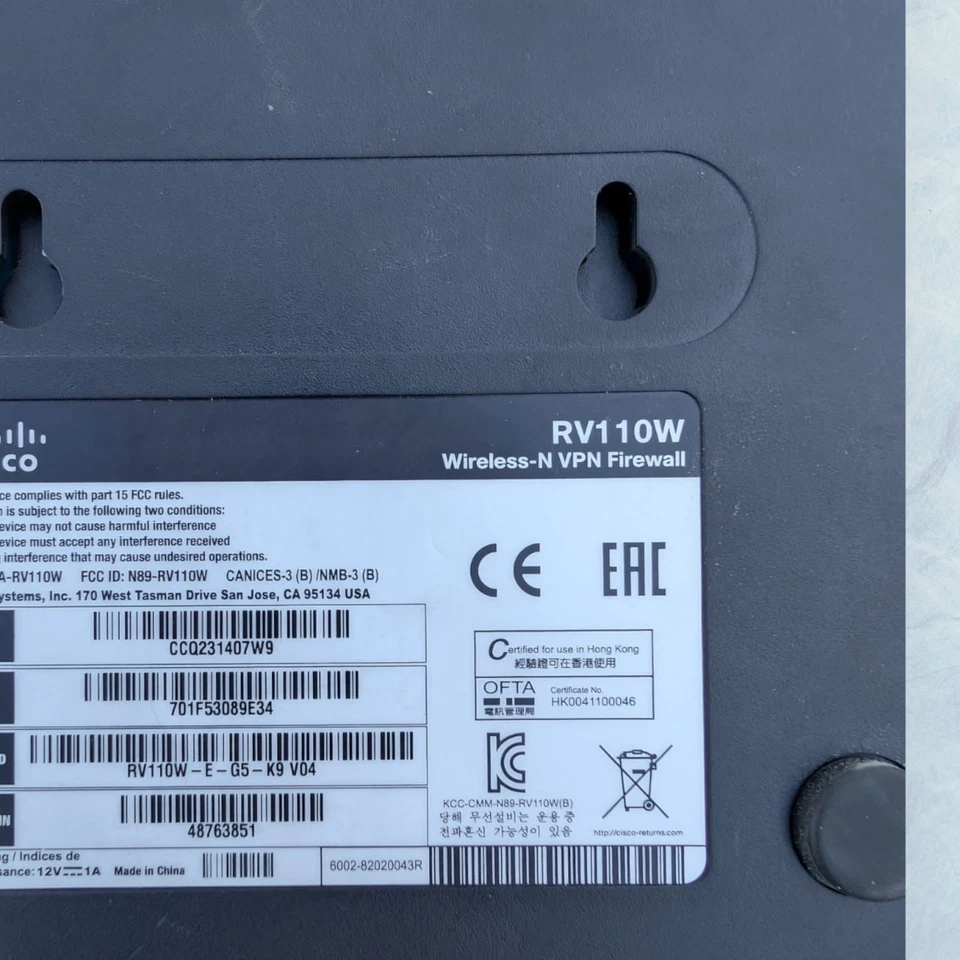 Cisco RV110W Wireless-N VPN Firewall Router - Image 3 of 3