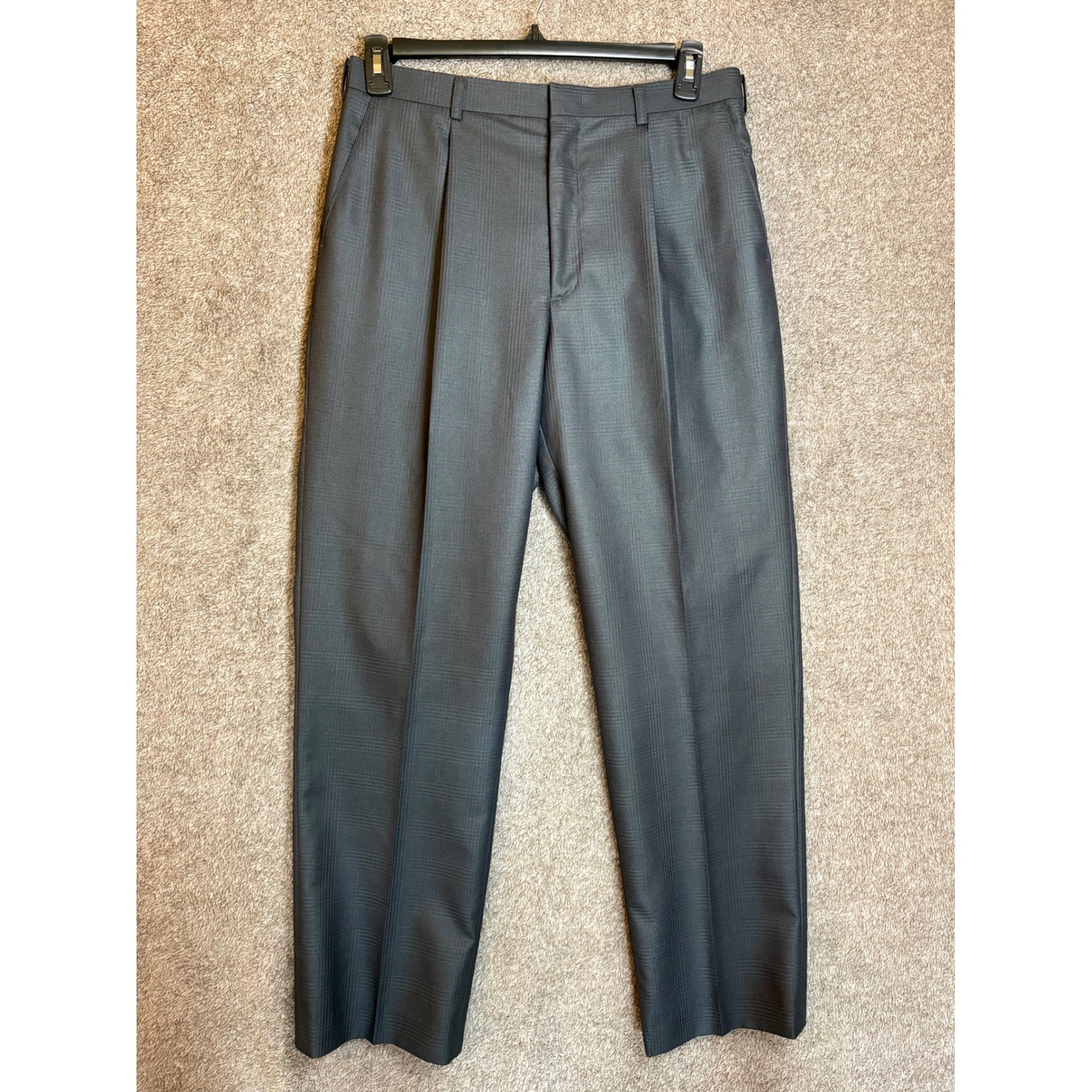ERGO ITALY Men's Grey Plaid Pleated Dress Pants Slacks Size 34x31
