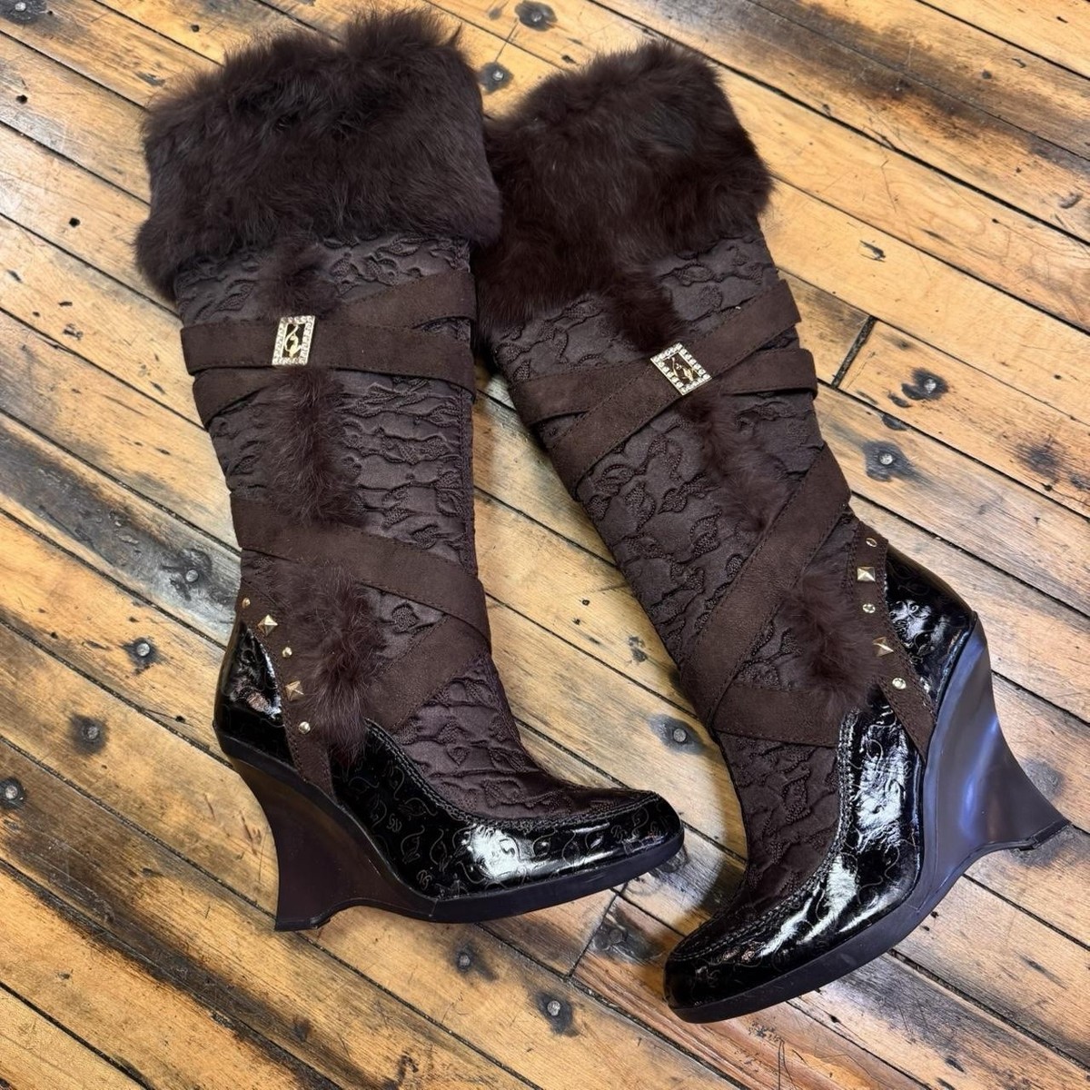 2000s Vintage Y2K Baby Phat Leather / Fox Fur Wedge Winter boots